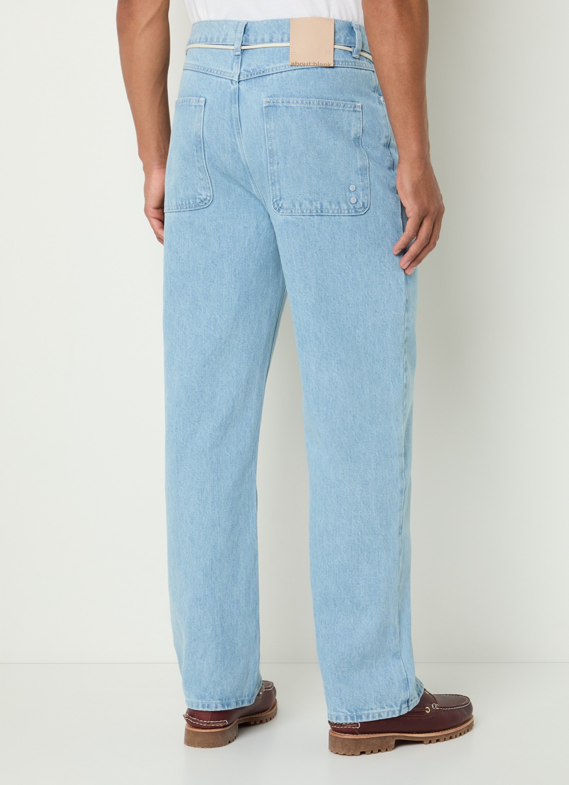 about:blank Loose fit jeans met strikceintuur en lichte wassing - achterkant indigo