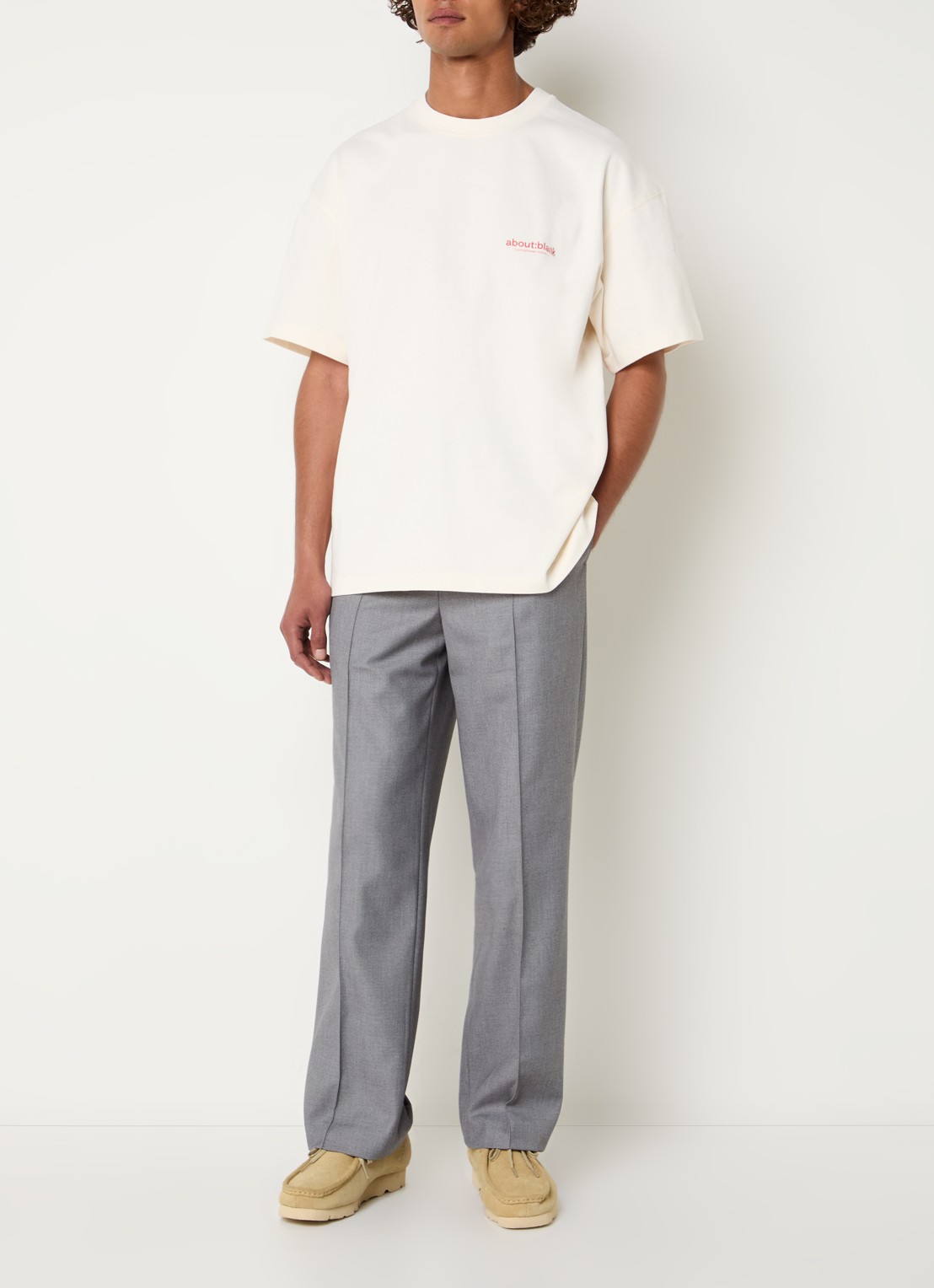 about:blank Straight fit pantalon met steekzakken  - voorkant 5 grijs