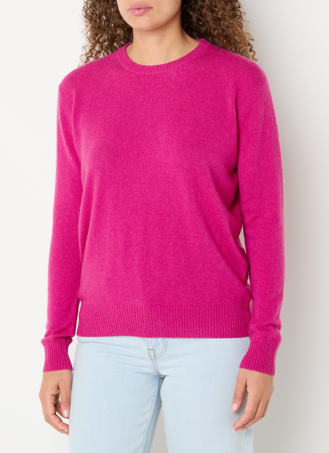 Absolut Cashmere. Ysee fijngebreide trui van kasjmier - detail fuchsia