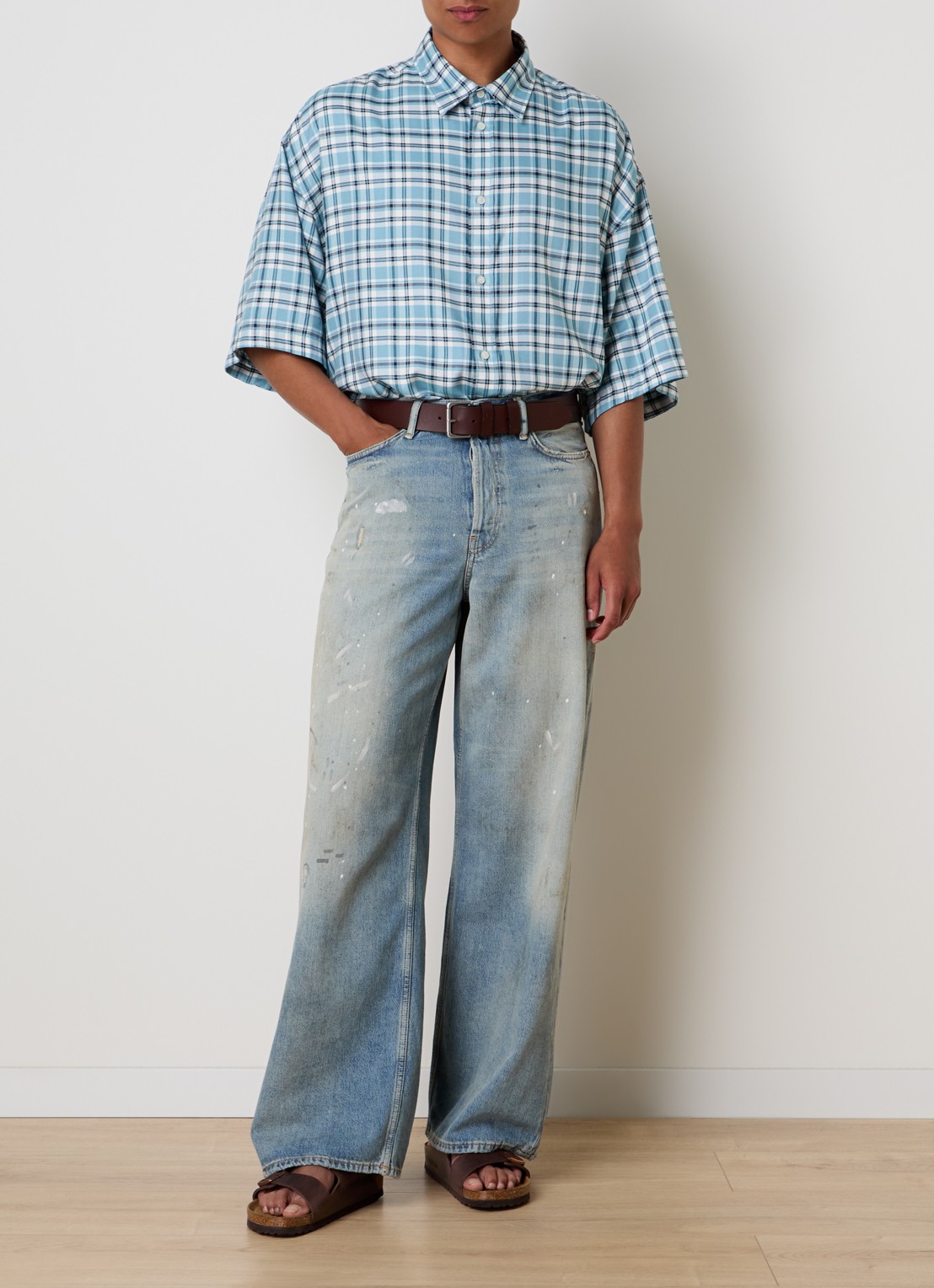 Acne Studios 1981 wide leg jeans met medium wassing - voorkant 3 indigo
