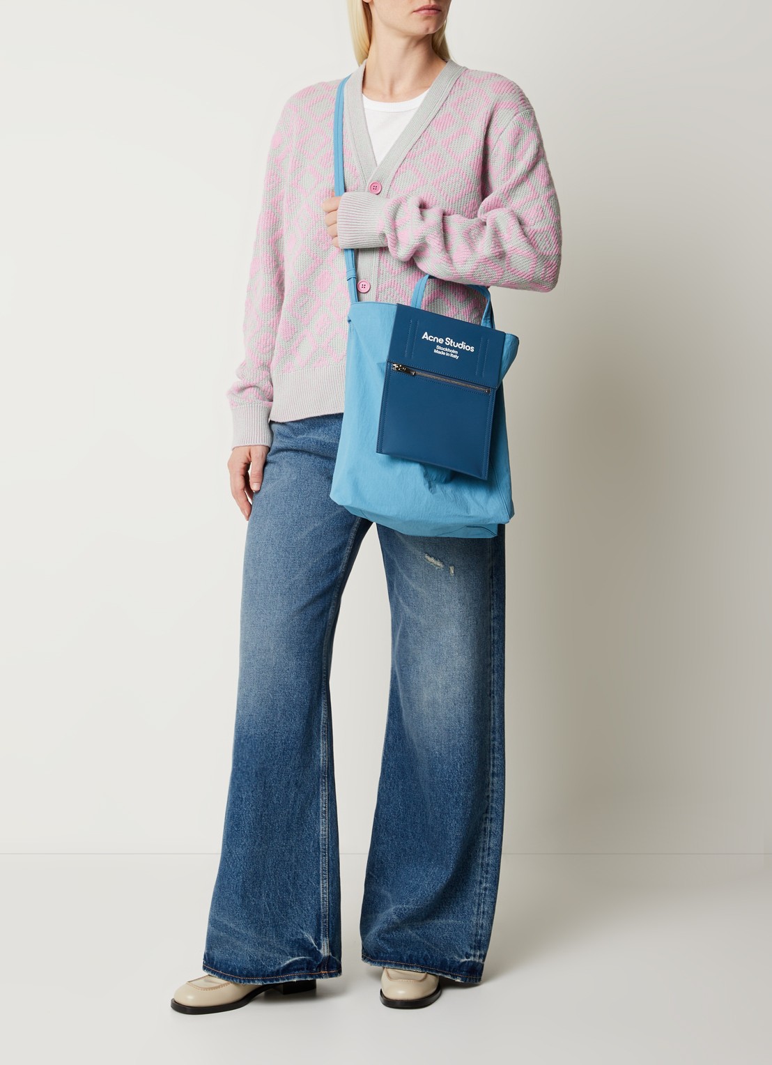 Acne Studios Fijngebreid vest in wolblend met ingebreid patroon - voorkant 5 roze