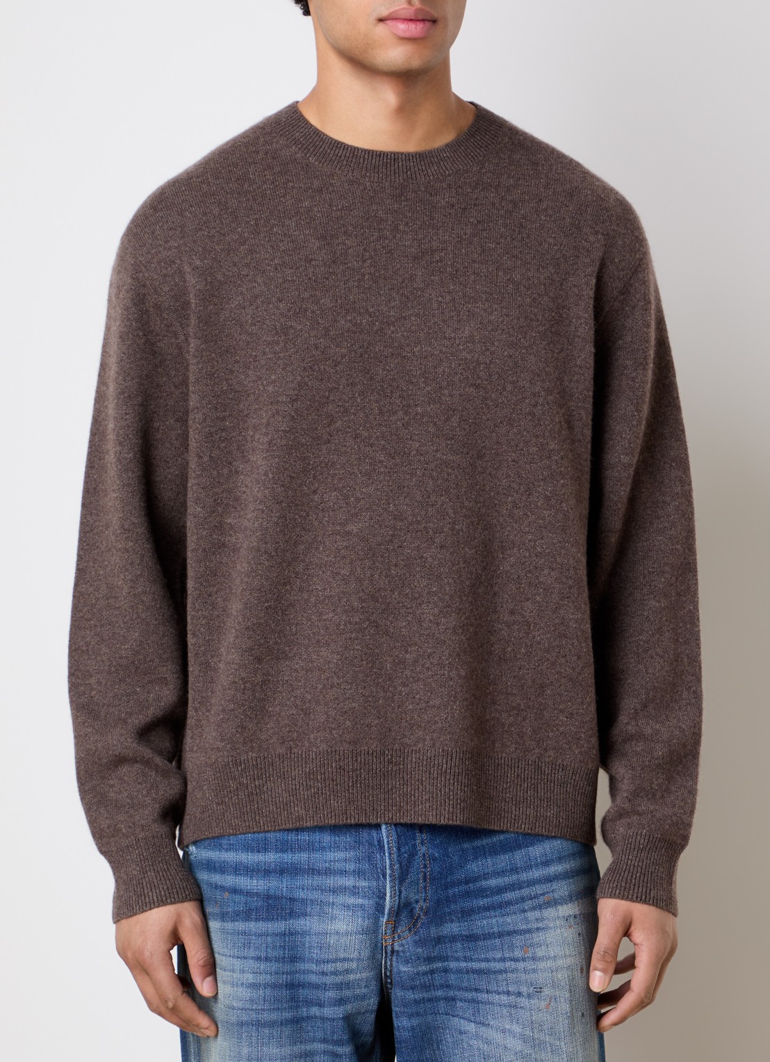 Acne Studios Fijngebreide trui in kasjmierblend - detail 3 bruin
