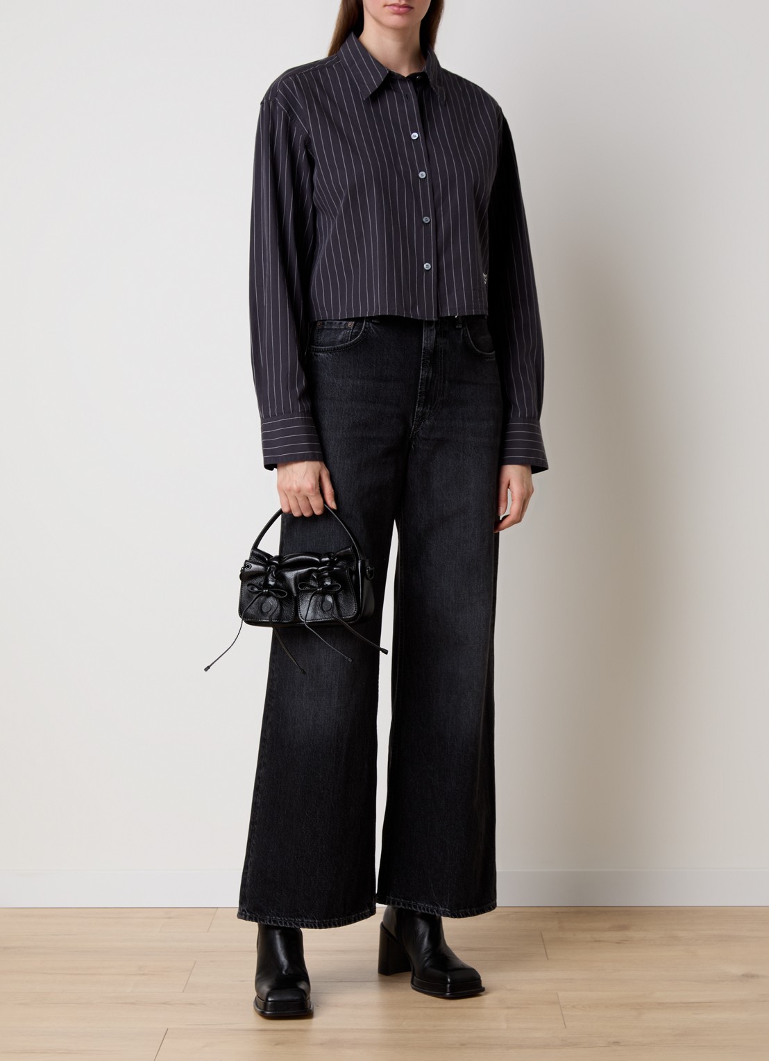Acne Studios Handtas van kalfsleer met strikdetail - voorkant 2 zwart