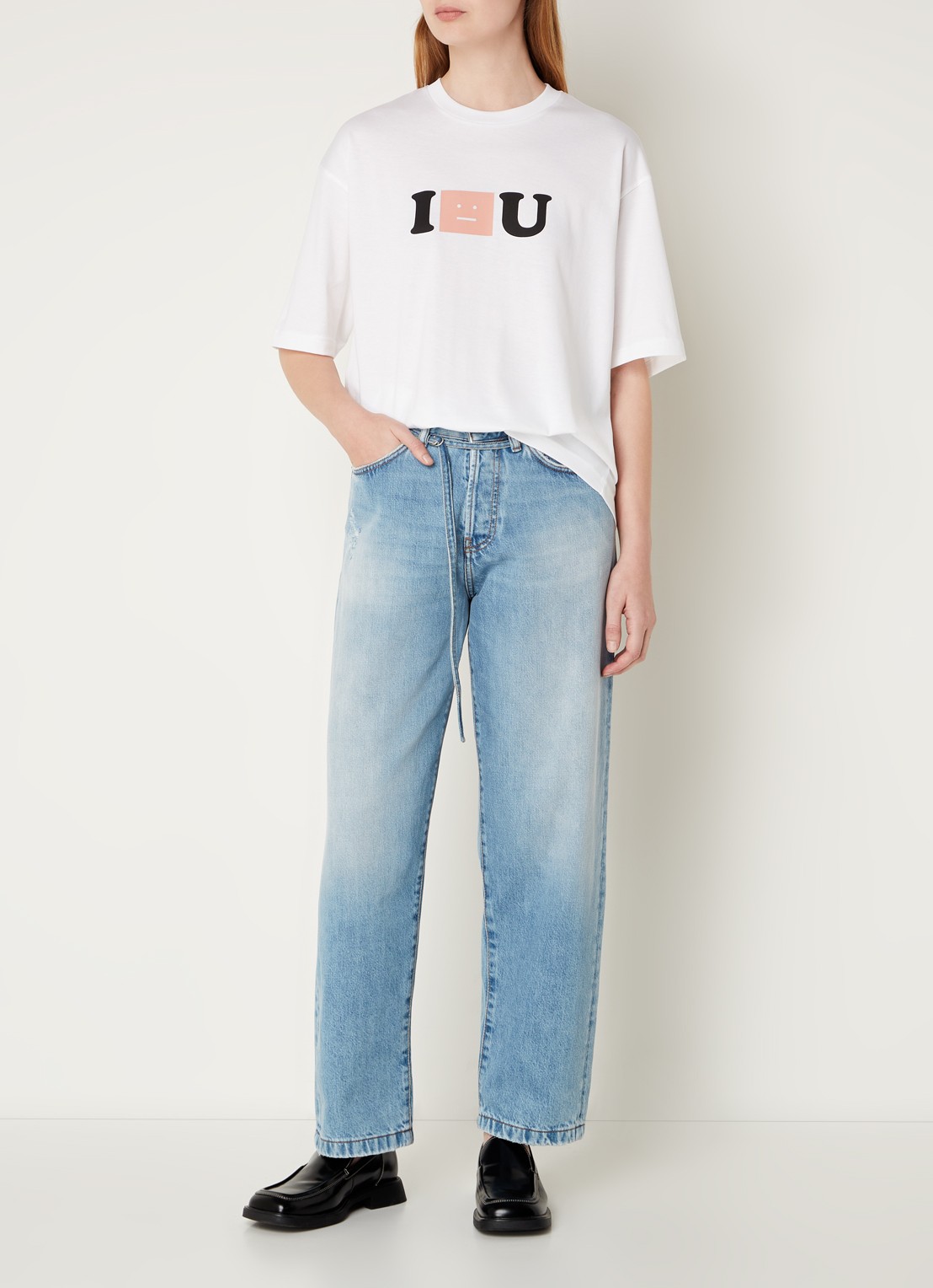 Acne Studios High waist loose fit jeans met lichte wassing en ceintuur - voorkant 2 indigo