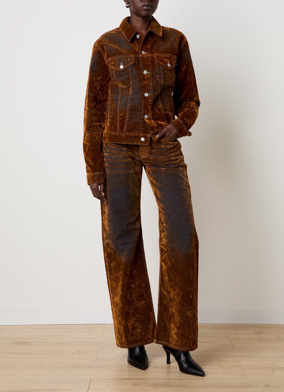 Acne Studios High waist straight leg jeans van fluweel - voorkant 5 bruin