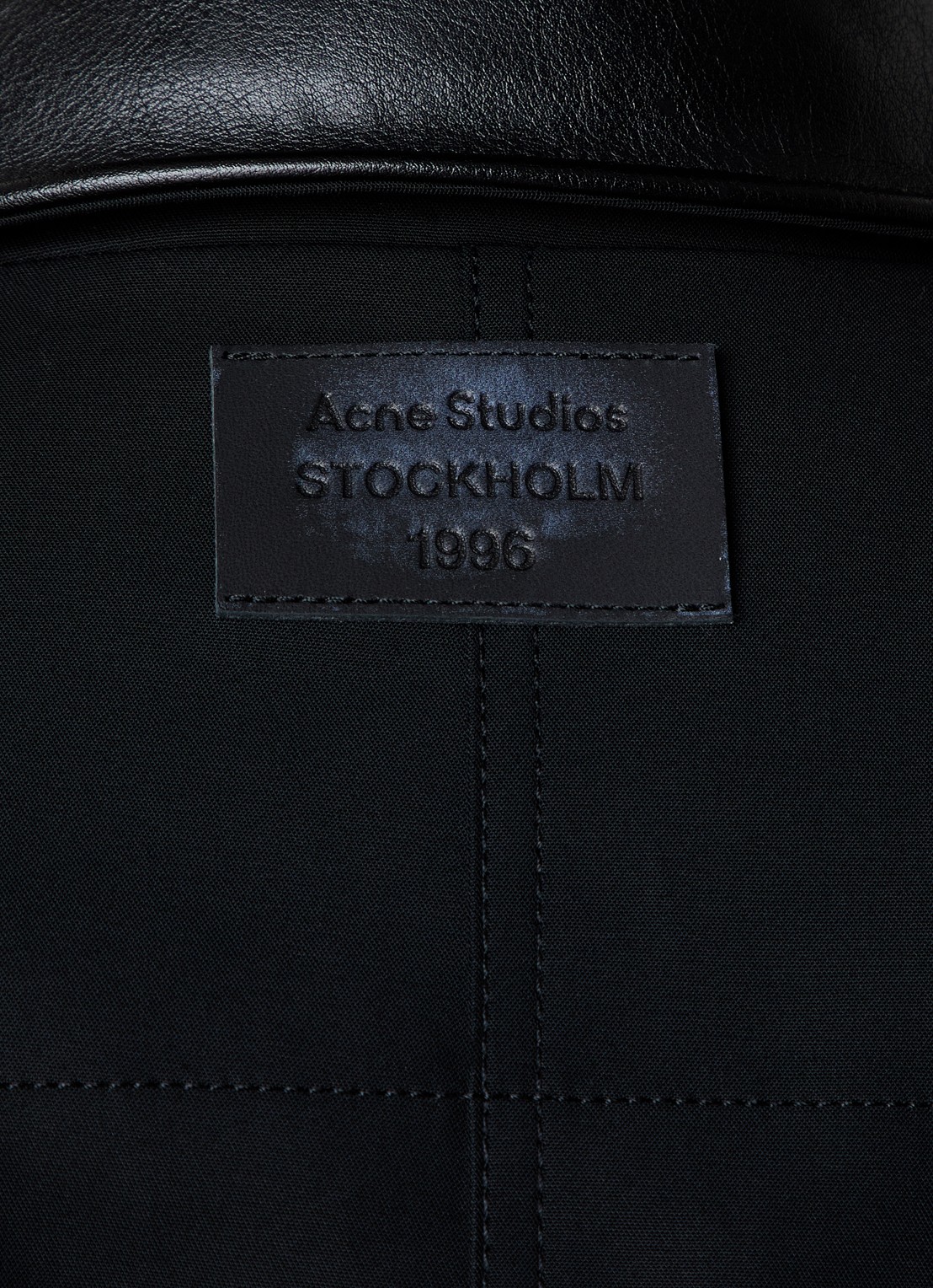 Acne Studios Jack met ritszakken en trekkoord - detail 4 zwart
