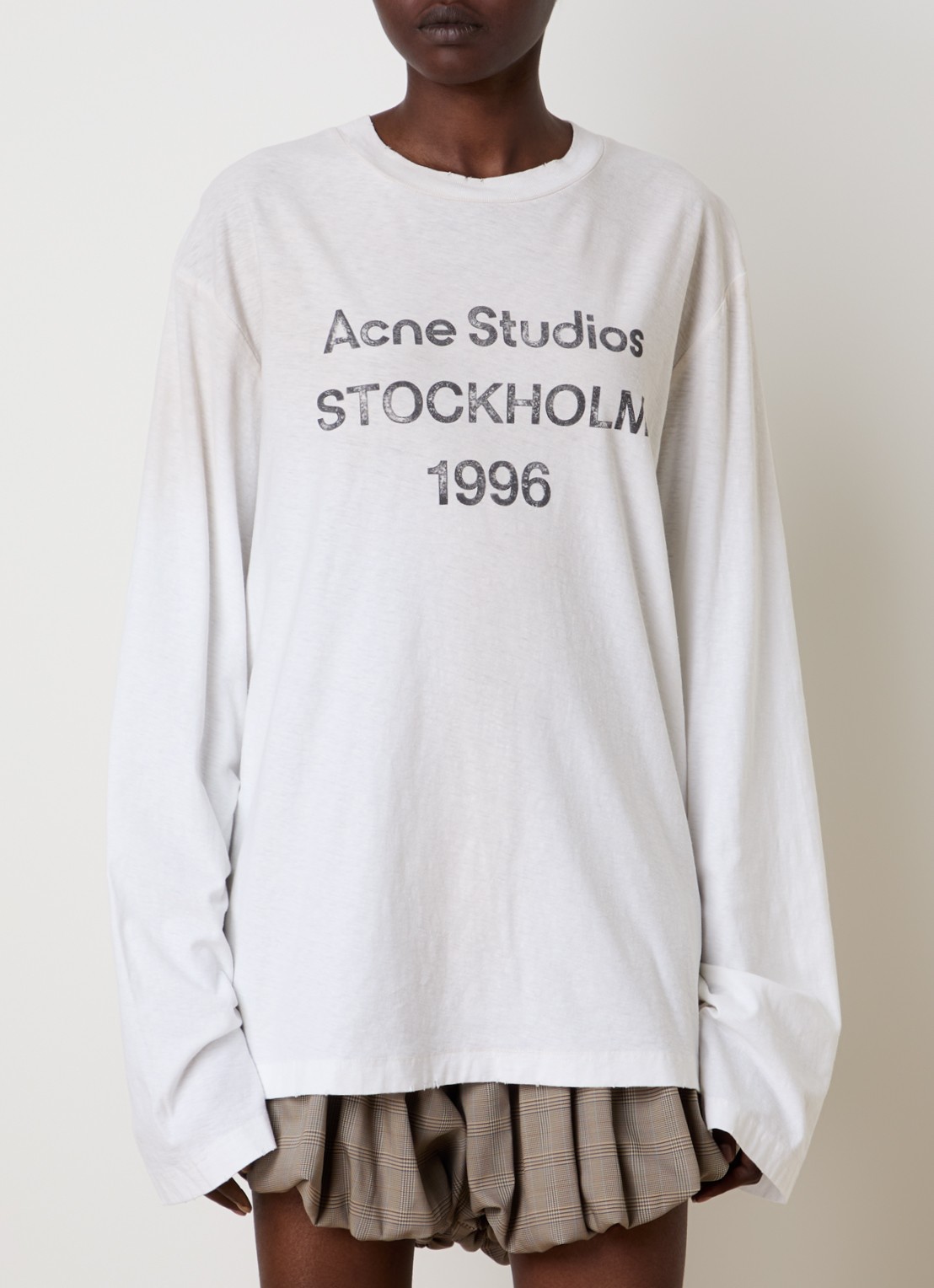 Acne Studios Longsleeve met logoprint en verwassen afwerking - detail 2 gebroken wit