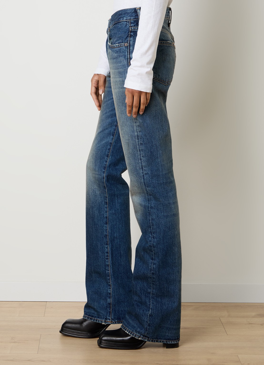 Acne Studios Low waist slim fit jeans met medium wassing - detail 5 indigo
