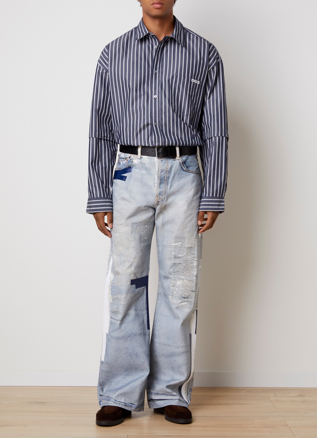 Acne Studios Regular fit overhemd met borstzak en streepprint - voorkant 5 donkerblauw