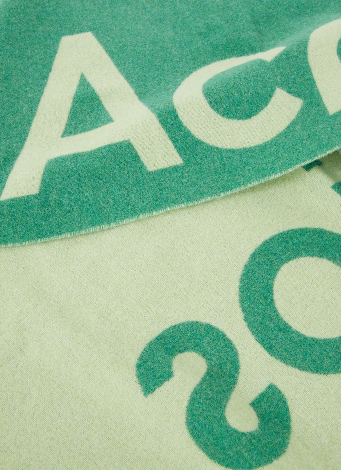 Acne Studios Sjaal in wolblend met logoprint 200 x 40 cm - detail 3 groen