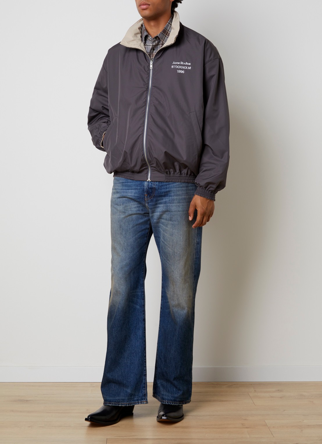 Acne Studios Windjack met steekzakken - voorkant 2 creme