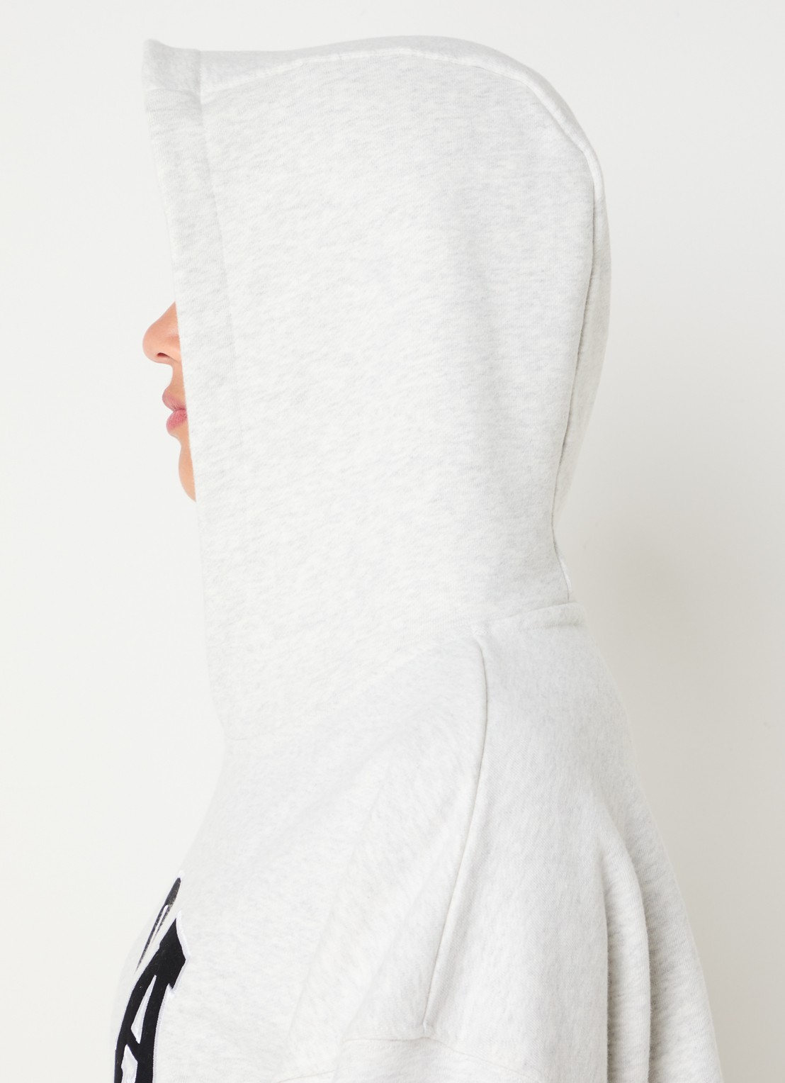 Adanola Ada sweatvest met borduring - detail 5 grijsmele
