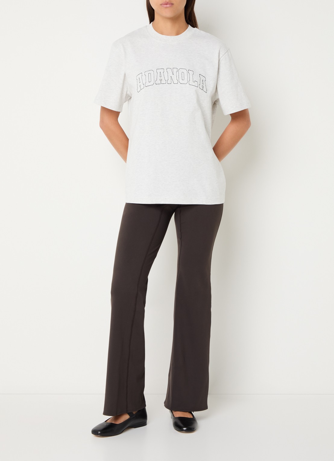 Adanola T-shirt met borduring - voorkant 2 grijsmele