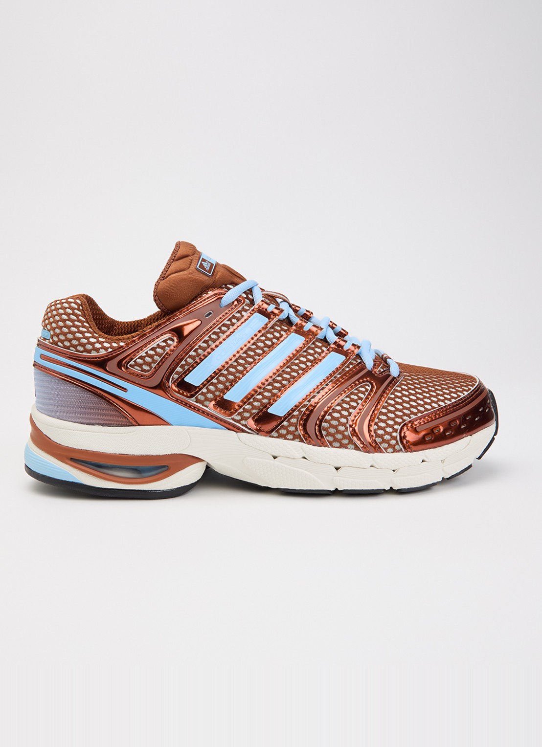 Adidas Adistar Control 5 sneaker met logo  - voorkant brons