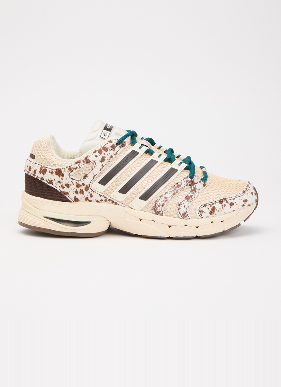 Adidas Adistar Control 5 sneaker met mesh details - voorkant 4 creme
