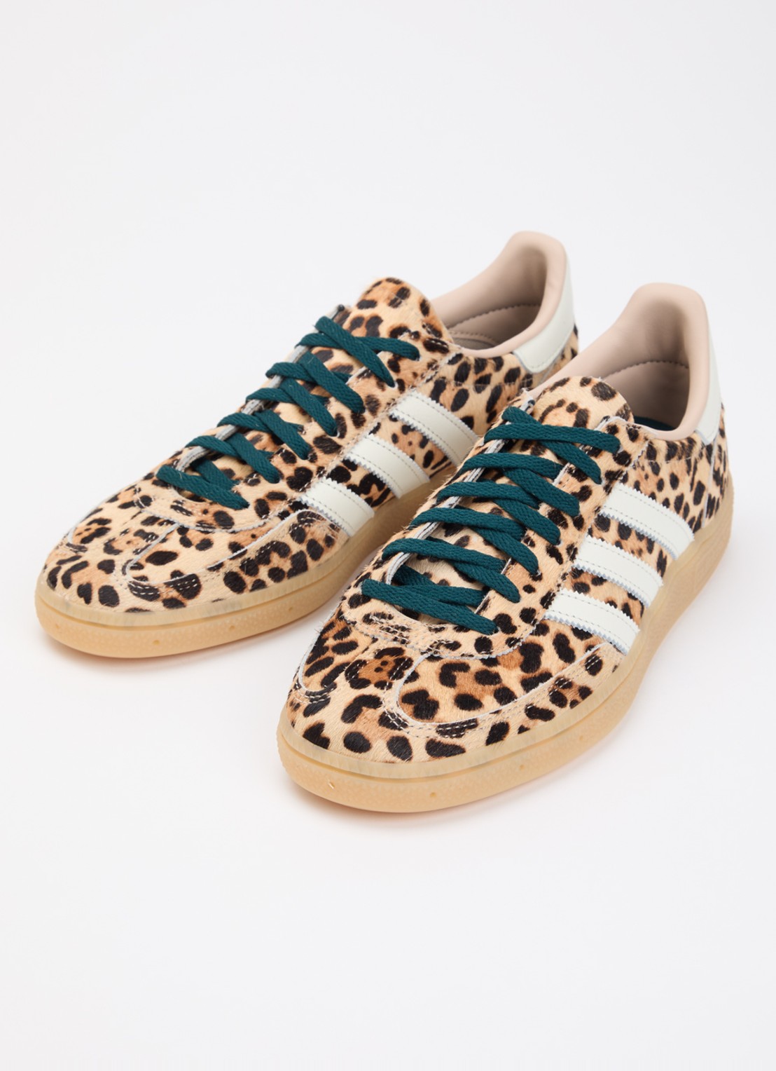 Adidas Handball Spezial sneaker met panterprint - detail camel