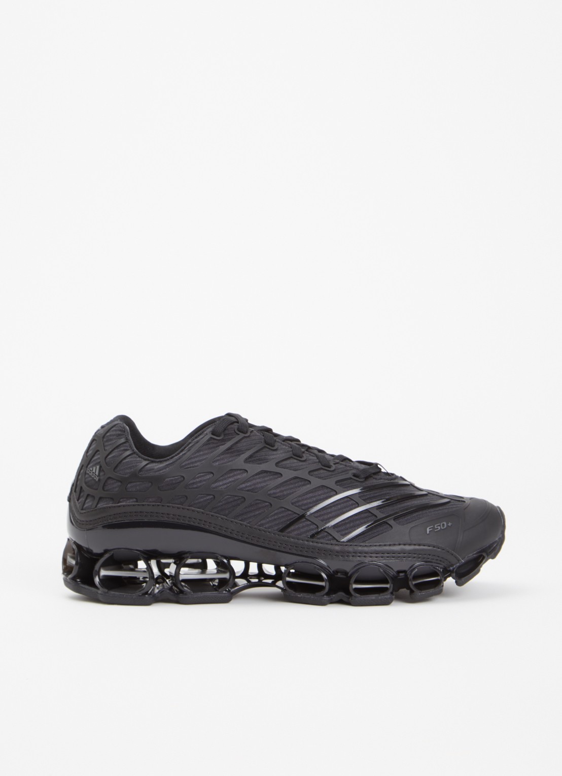Adidas Megaride F50 sneaker met mesh details - voorkant 2 zwart