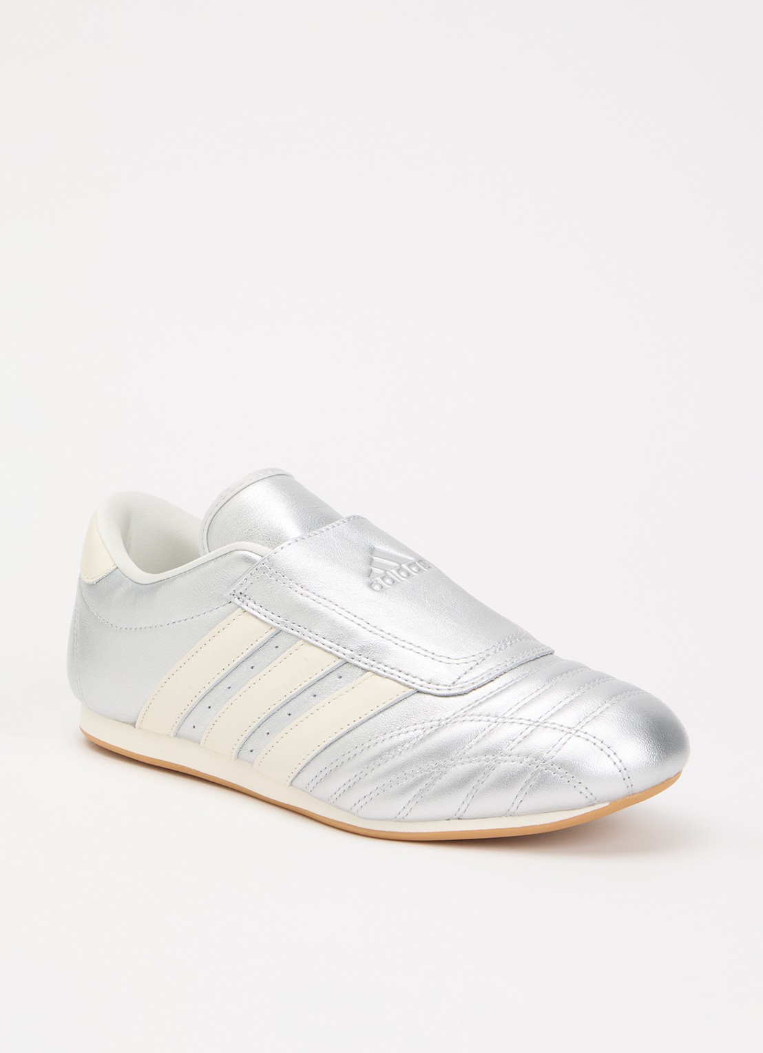 Adidas Taekwondo sneaker van leer met metallic finish - voorkant 2 zilver
