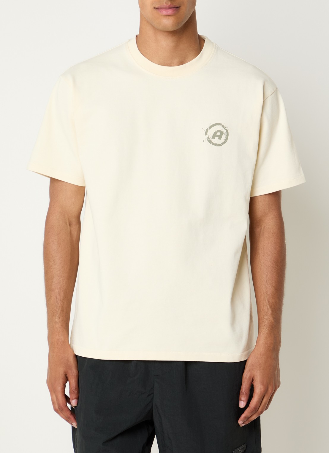 Aiche Broken Pieces T-shirt met logo- en backprint - achterkant 4 gebroken wit