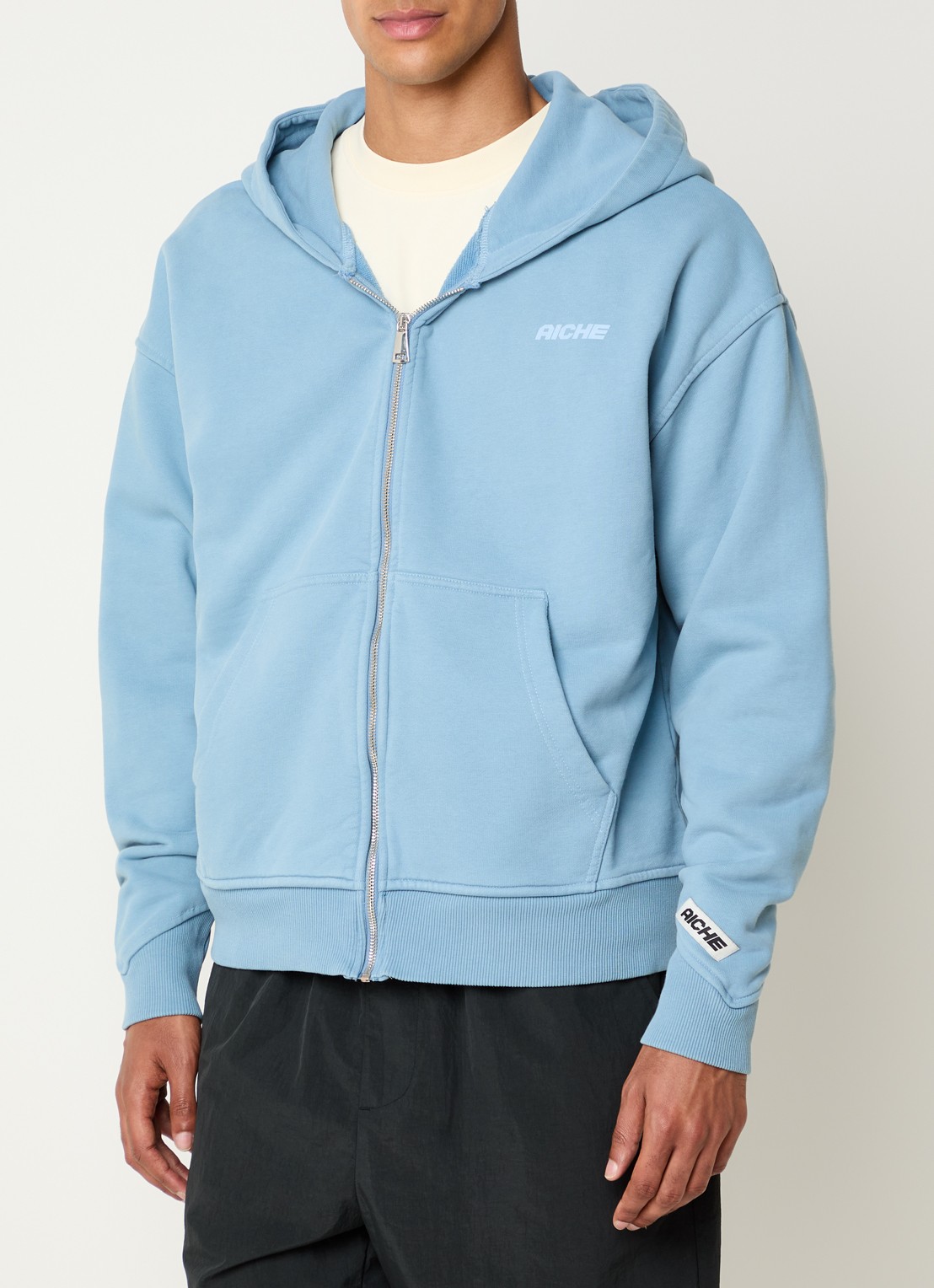 Aiche Sweatvest met logo - achterkant 5 lichtblauw
