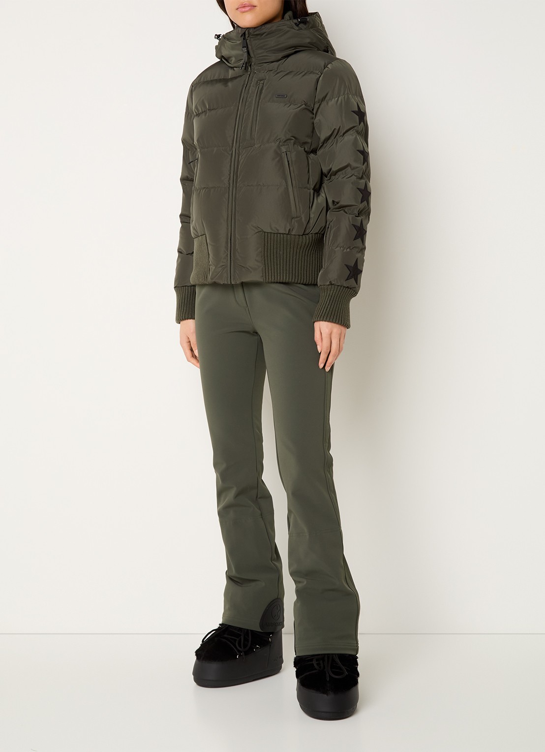 Airforce Christie high waist flared fit skibroek met afneembare bretels - voorkant 6 bronsgroen
