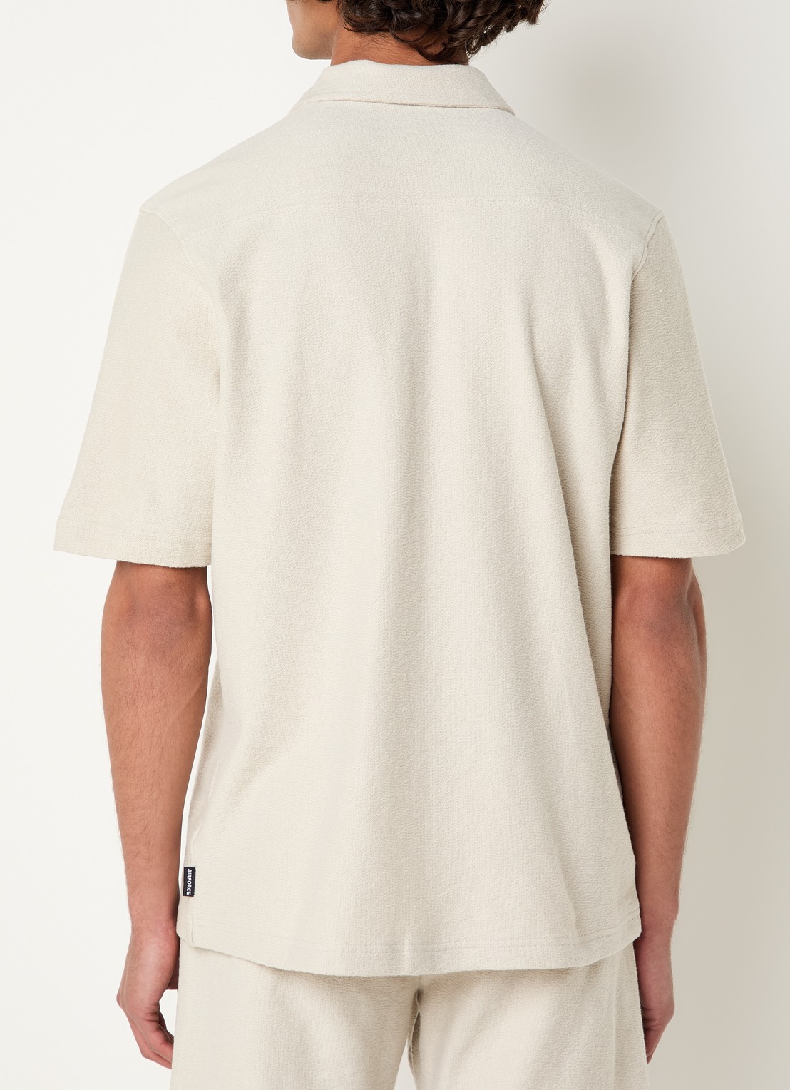 Airforce Fijngebreide regular fit overhemd van  katoen met logoborduring - achterkant beige