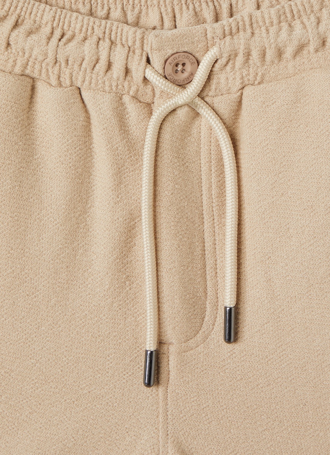 Airforce Fijngebreide straight fit korte joggingbroek van  katoen - detail beige