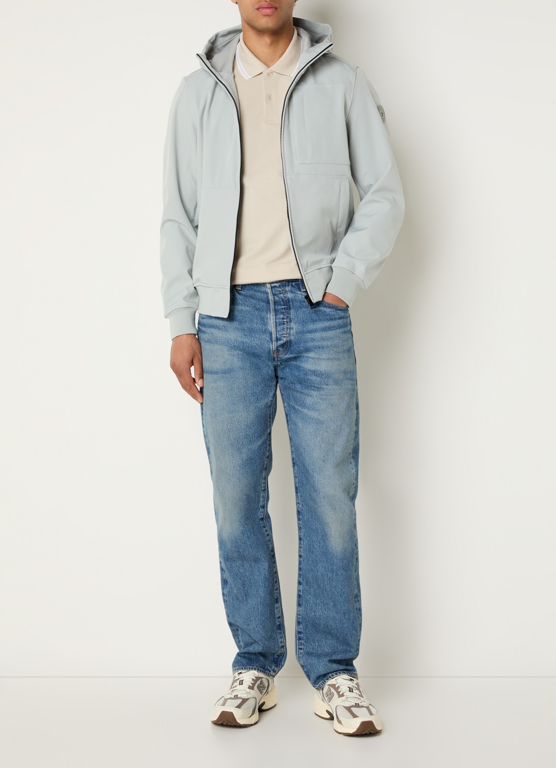 Airforce Javi softshell jack met capuchon en ritszakken - voorkant 3 lichtgrijs