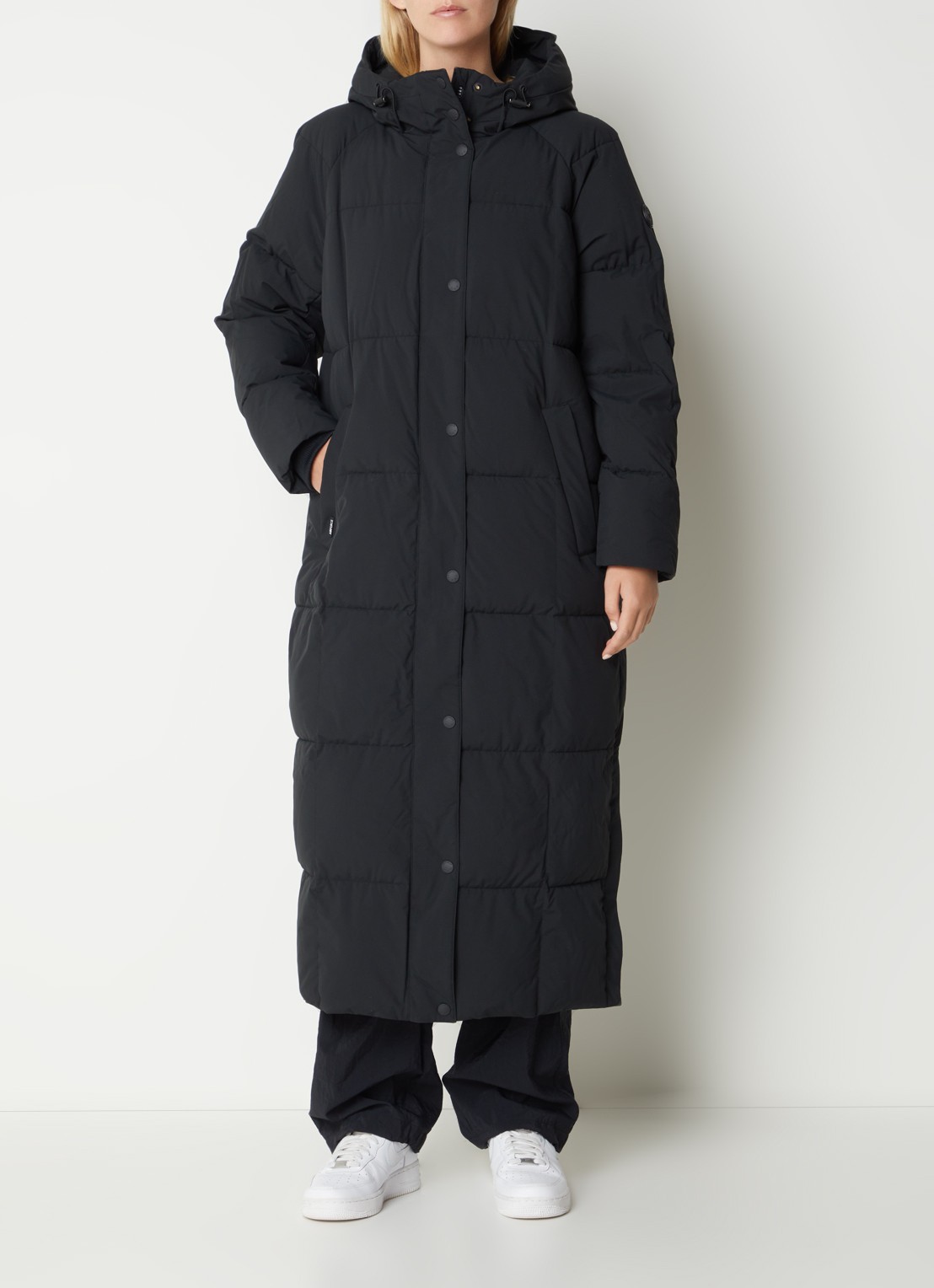Airforce Nia longline puffer jas met ritszakken en capuchon - detail 2 zwart