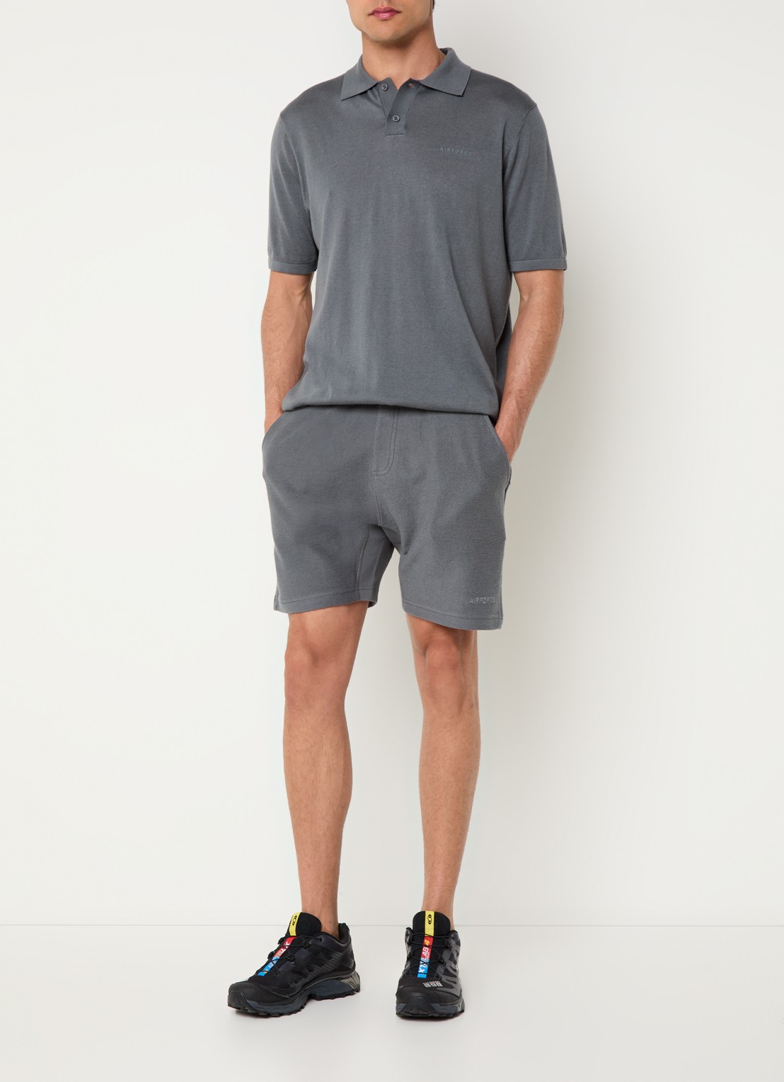 Airforce Regular fit korte joggingbroek van  katoen - voorkant 2 grijs