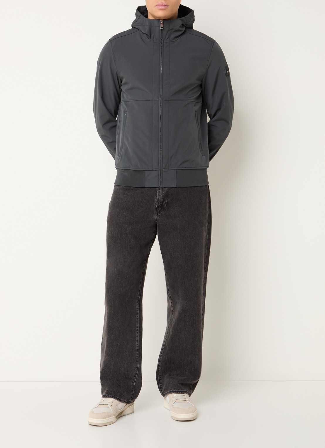 Airforce Rix softshell jack met capuchon en ritszakken - voorkant 2 grijs