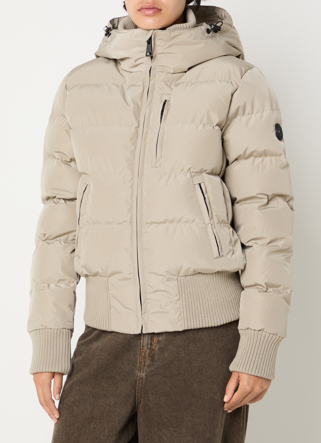 Airforce Tate gewatteerd bomberjack met capuchon en waterafstotende coating - detail creme