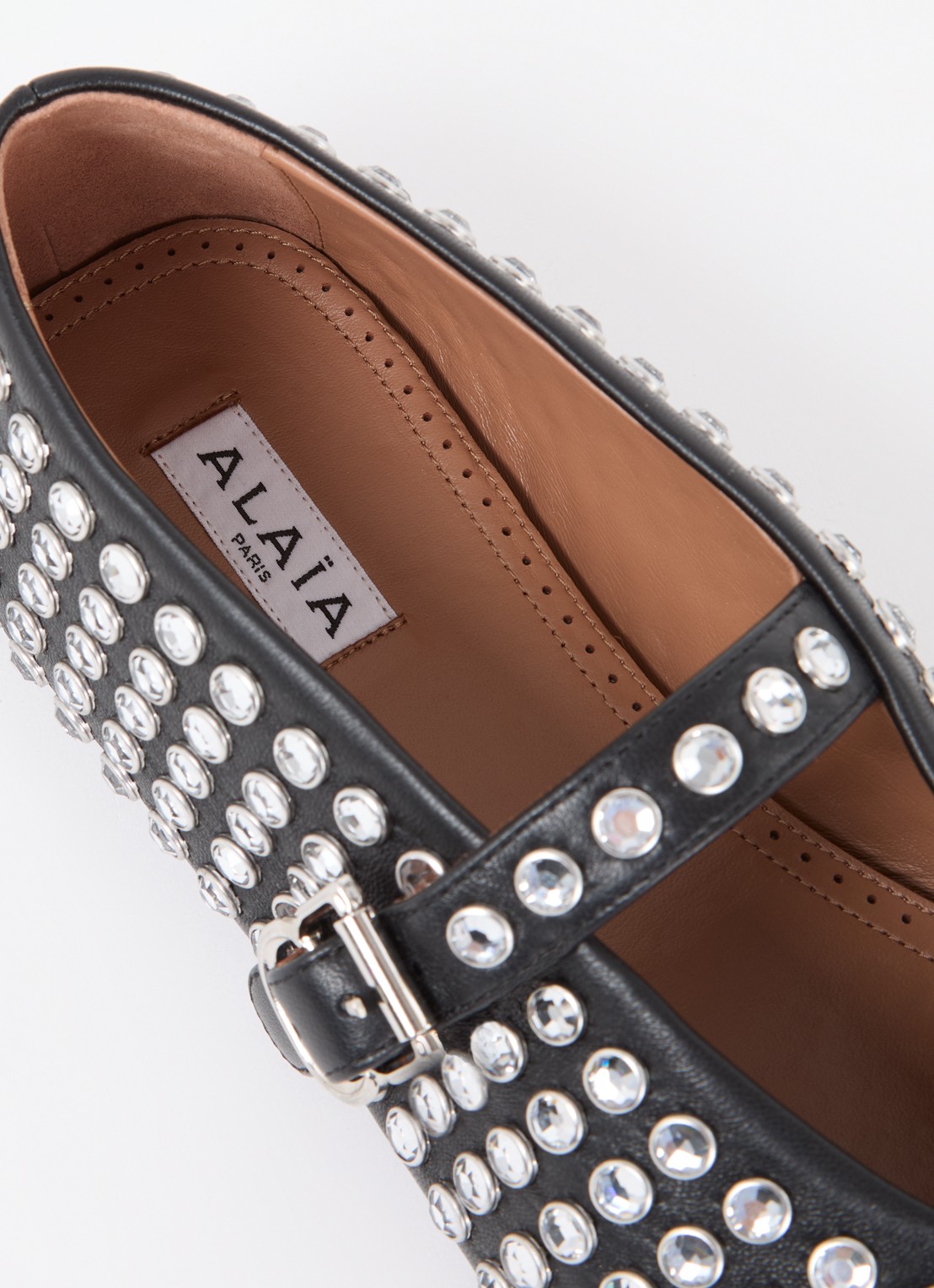 Alaïa Ballerina van lamsleer met studs - detail 7 zwart