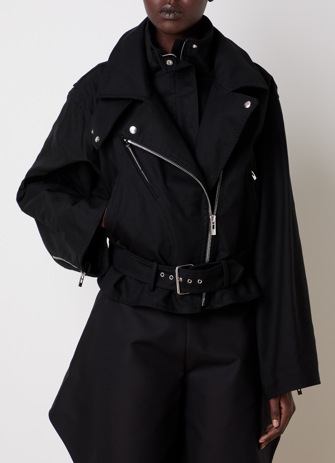 Alaïa Bikerjack met ceintuur - detail 4 zwart