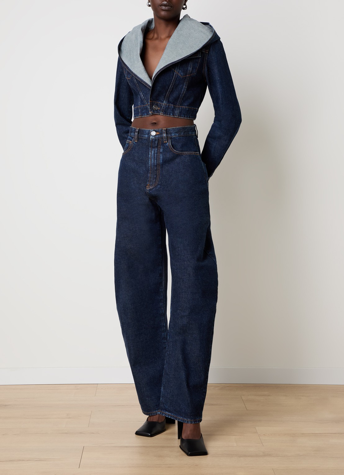 Alaïa Cropped spijkerjas met borstzakken en capuchon - voorkant 6 blauw