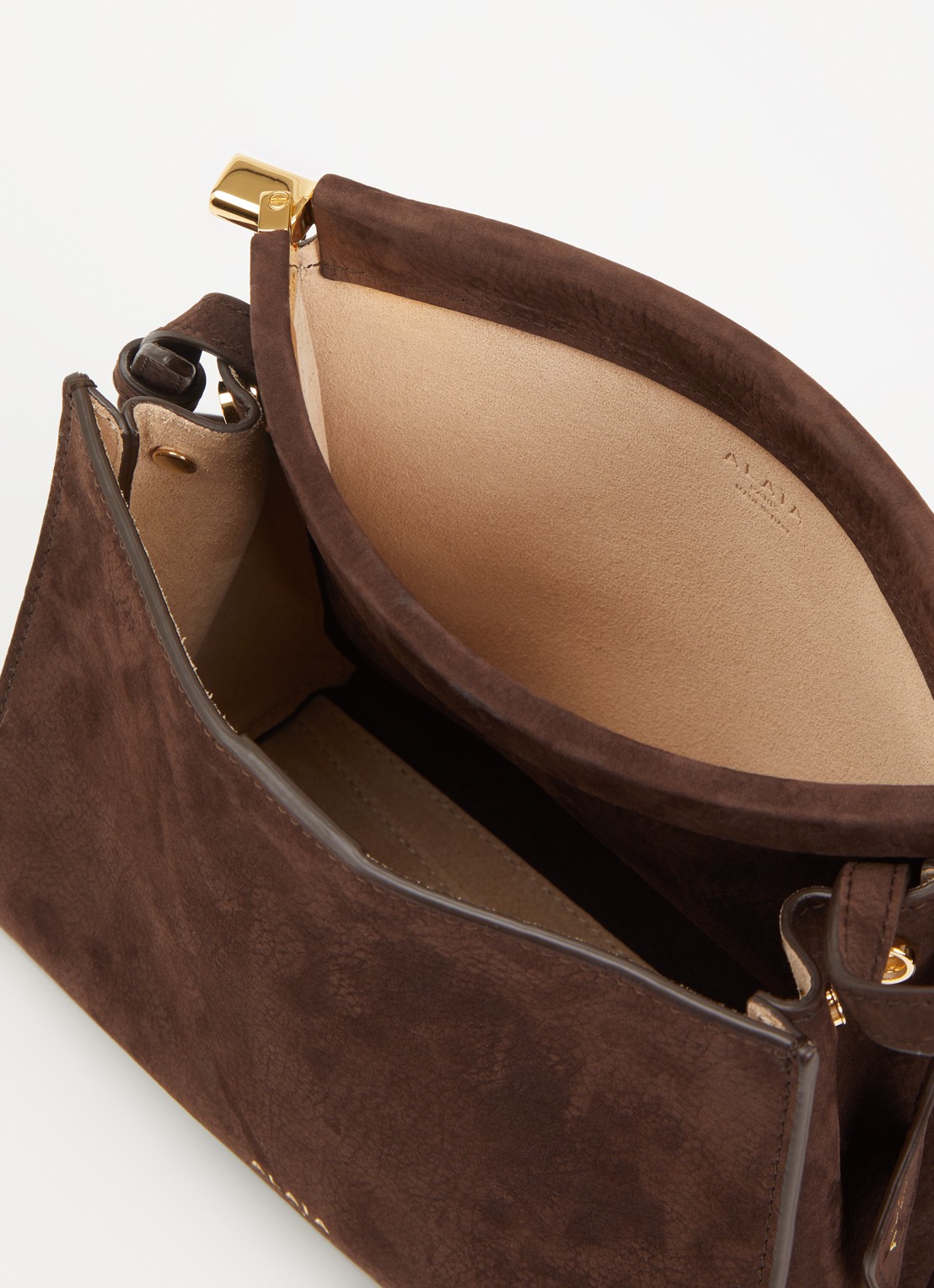 Alaïa East West Small crossbodytas van kalfssuède - detail 2 bruin