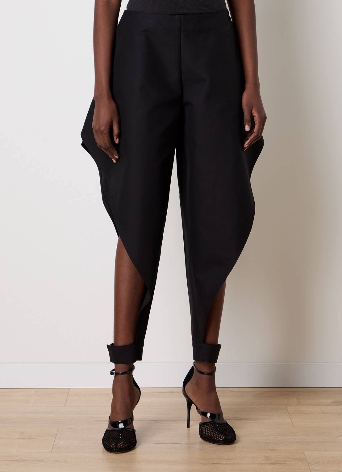 Alaïa High waist loose fit broek met cut-out detail - detail 3 zwart