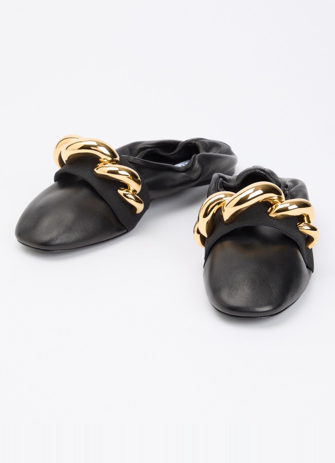 Alaïa Jewel ballerina van lamsleer met kettingdetail - detail 2 zwart