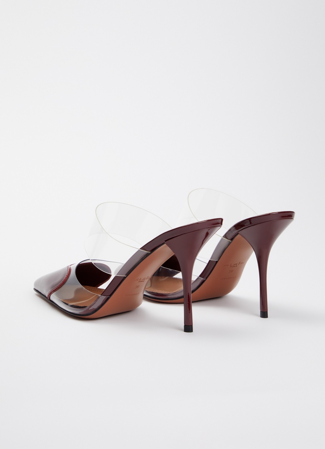 Alaïa Le Coeur muiltje van kalfsleer met lakfinish  - achterkant bordeauxrood