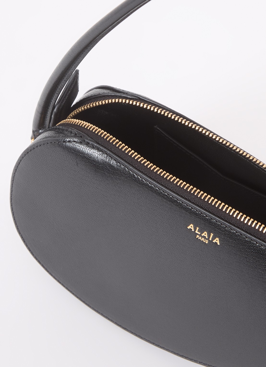 Alaïa Le Demi-Coeur S schoudertas van geitenleer - detail zwart