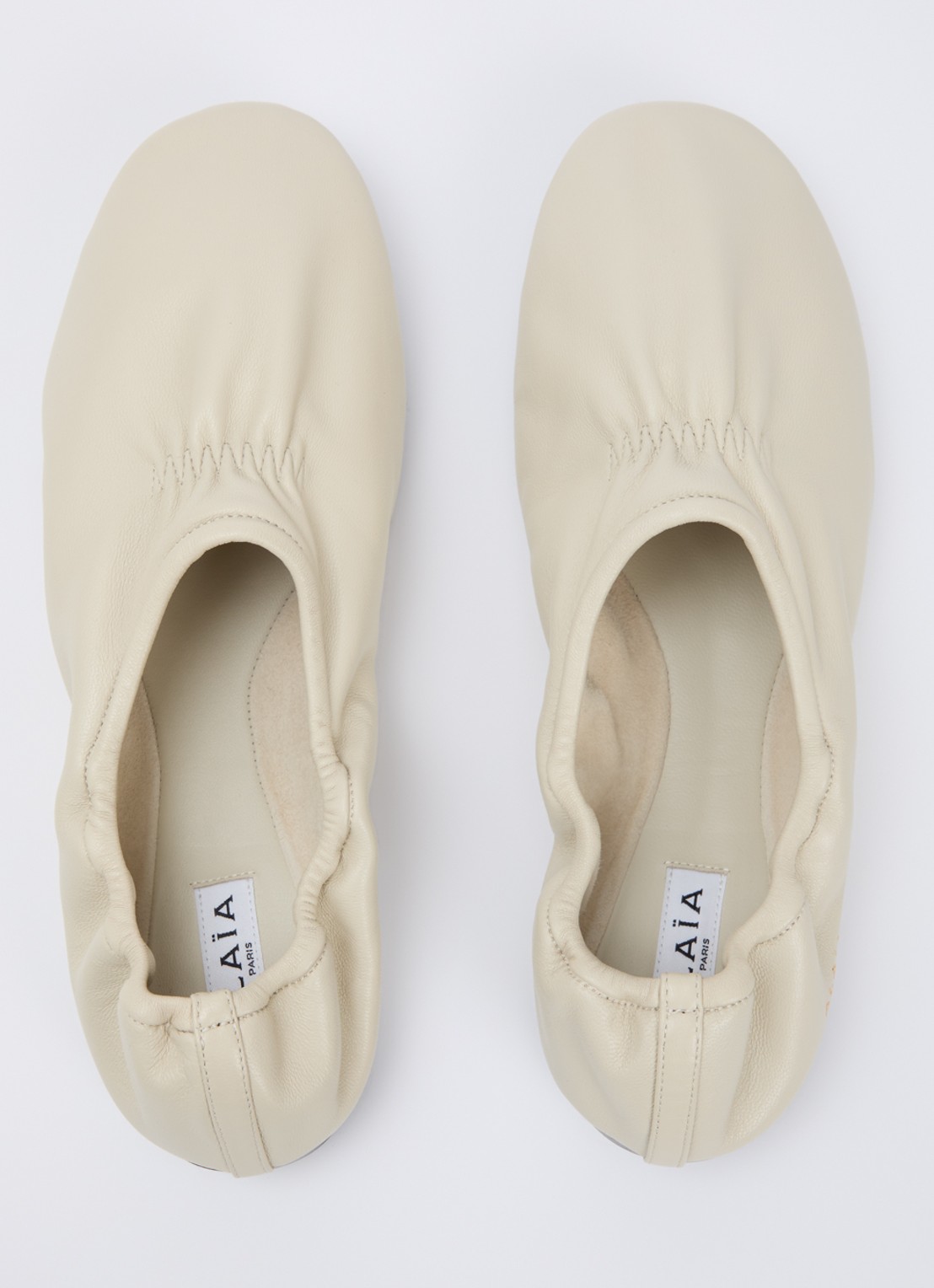 Alaïa Lune ballerina van leer - detail 2 creme