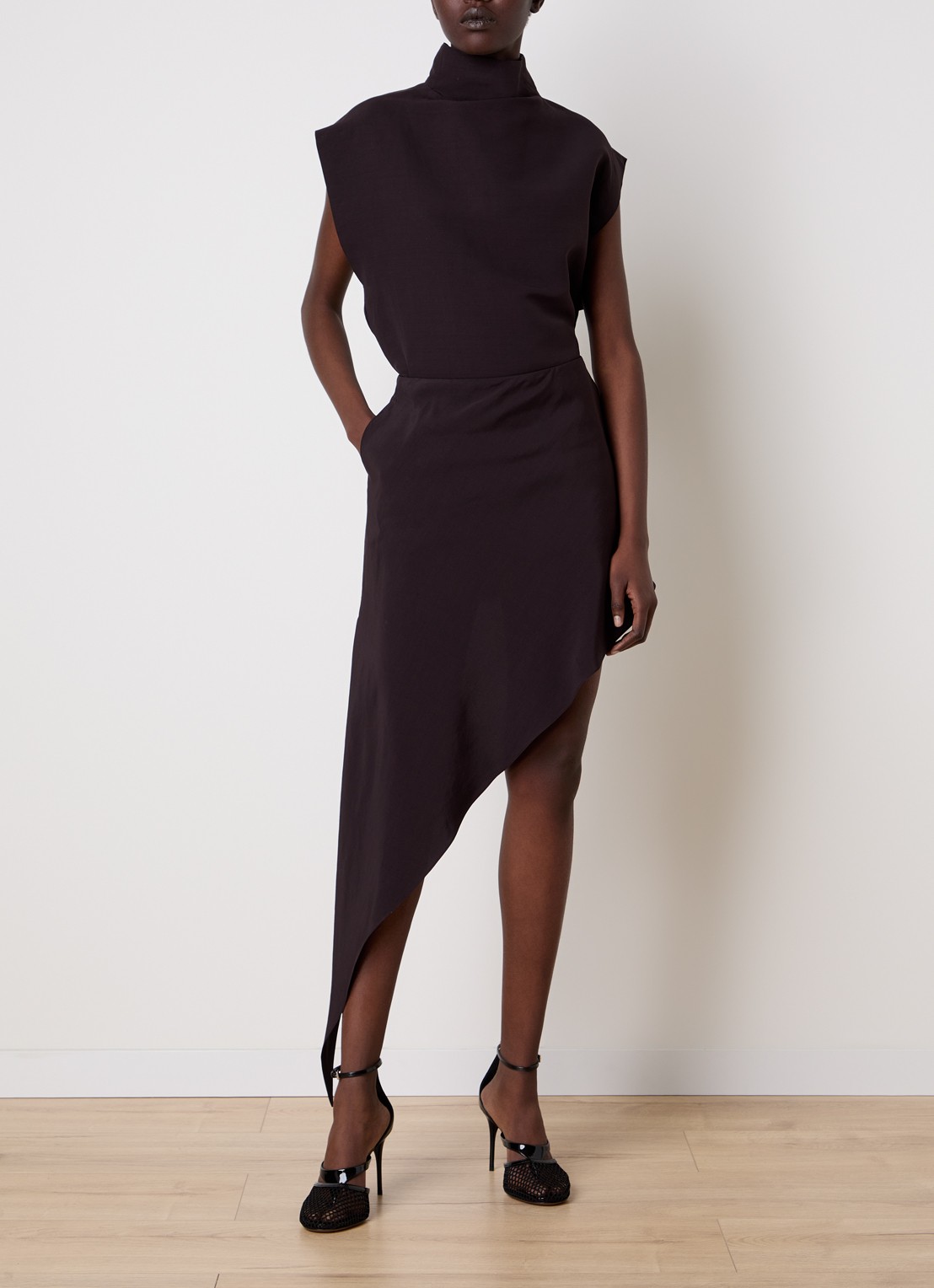 Alaïa Minirok met asymmetrische zoom - voorkant 2 donkerbruin
