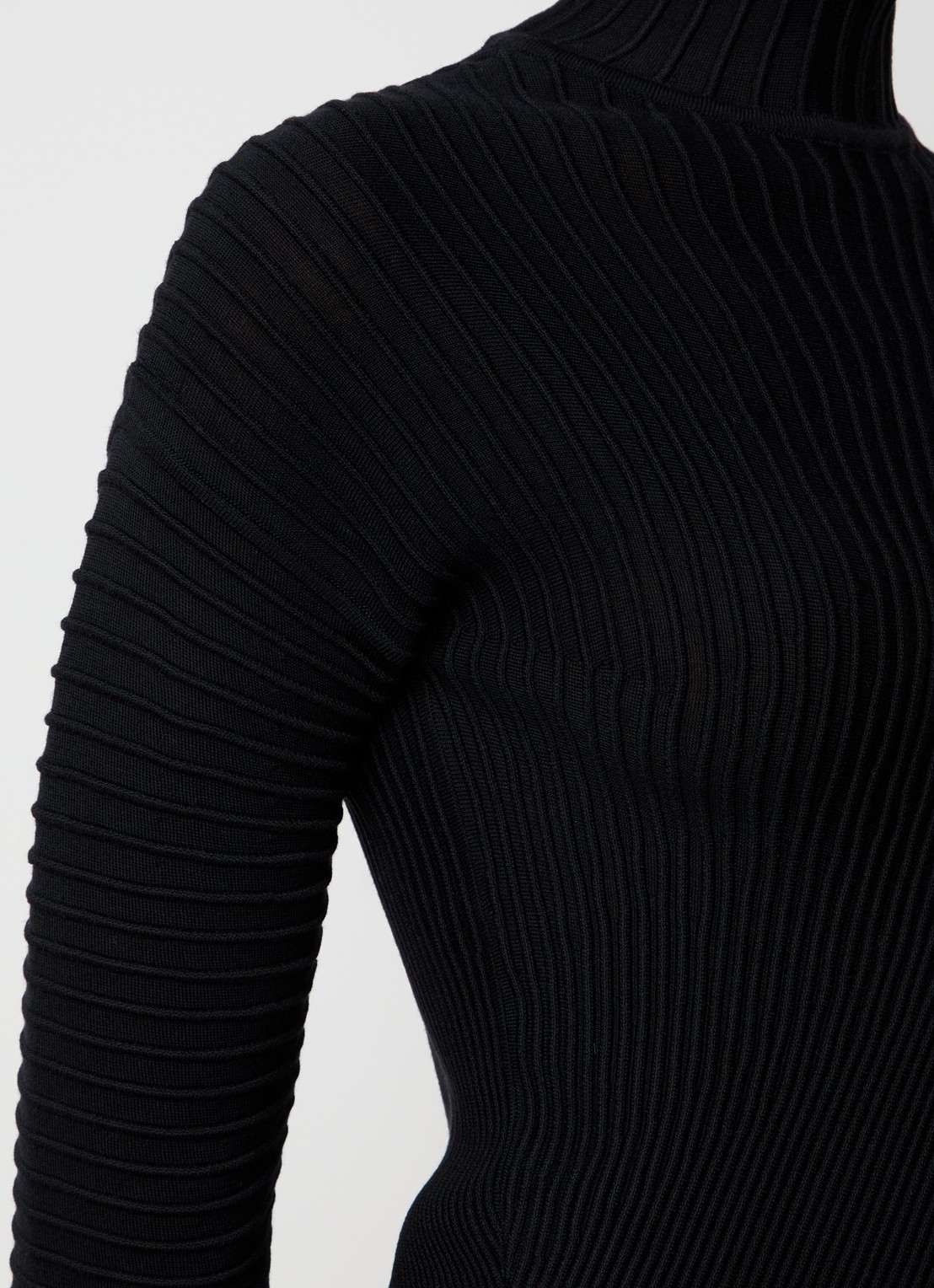 Alaïa Ribgebreide jurk in wolblend met opstaande kraag - detail 5 zwart