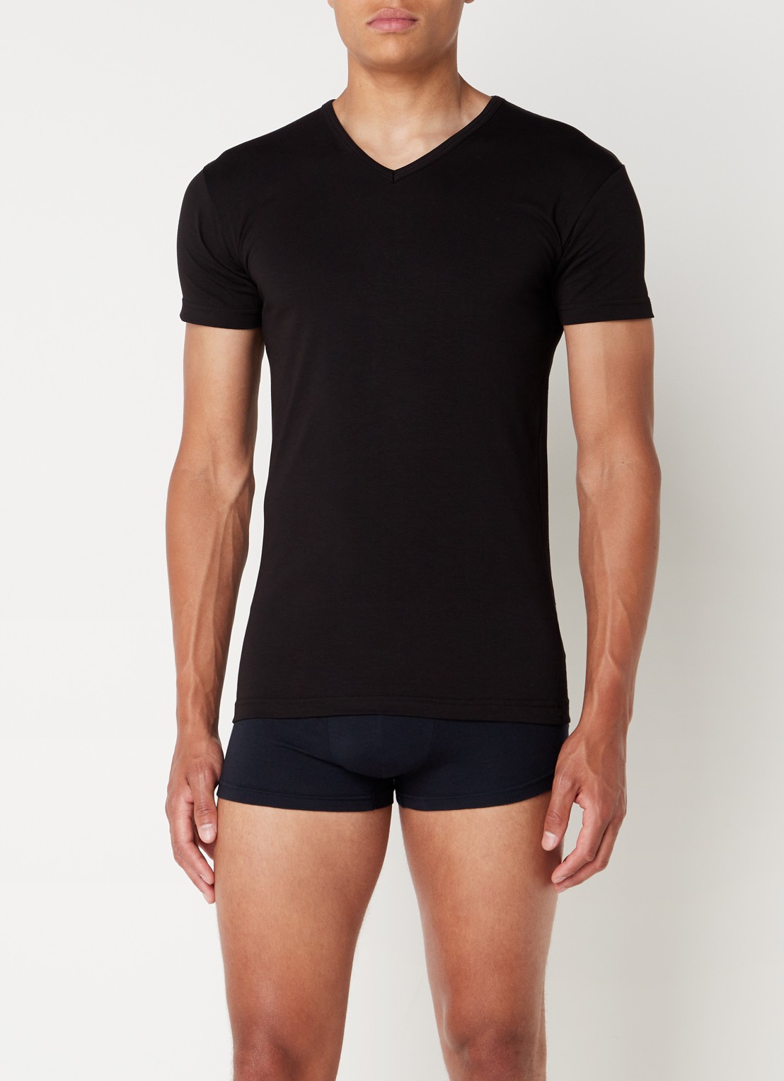 Alan Red Oklahoma body fit T-shirt met V-hals in 2-pack - voorkant 2 zwart