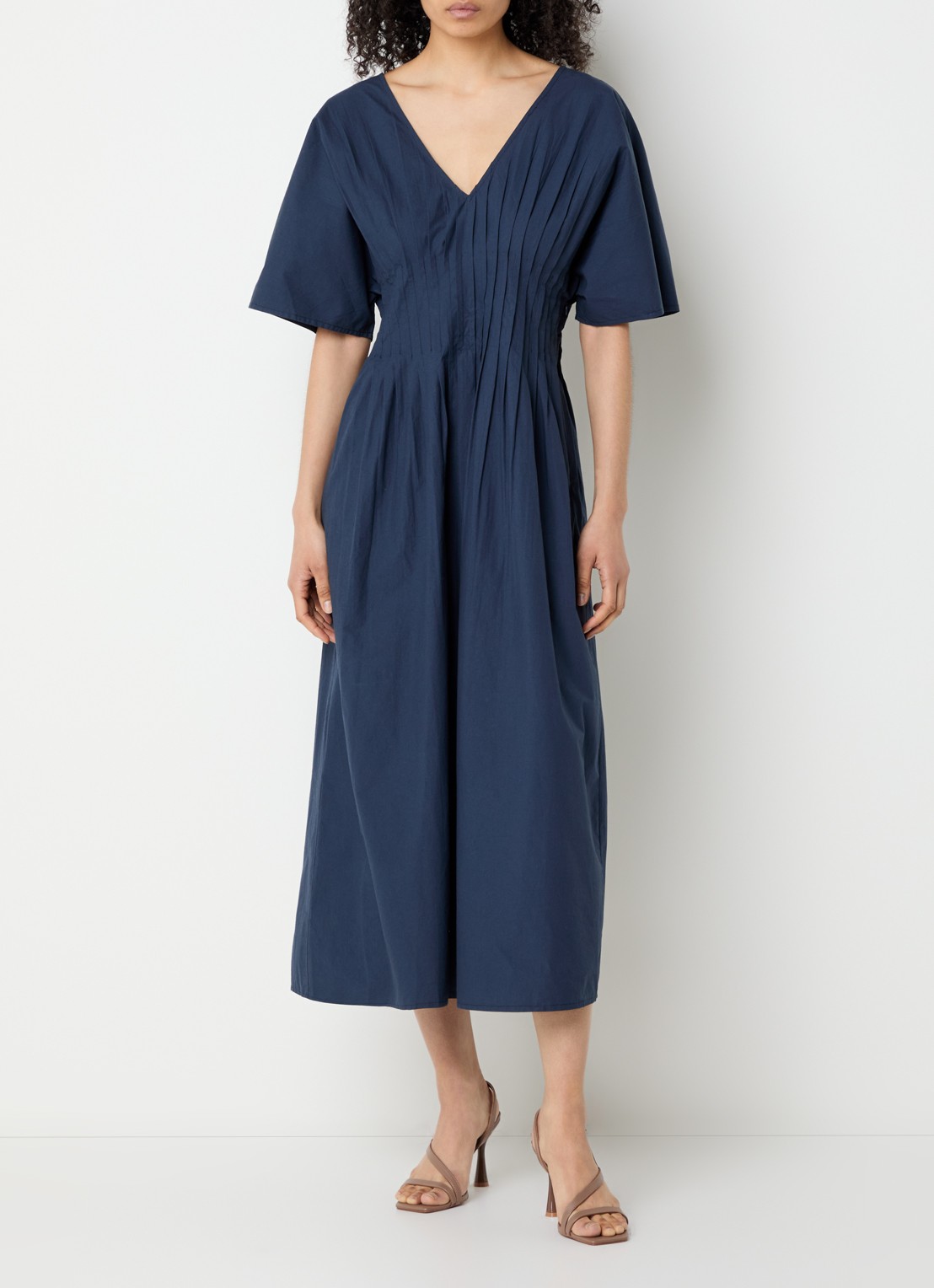 alchemist Pippa midi jurk met plooidetail en trompetmouw - detail donkerblauw