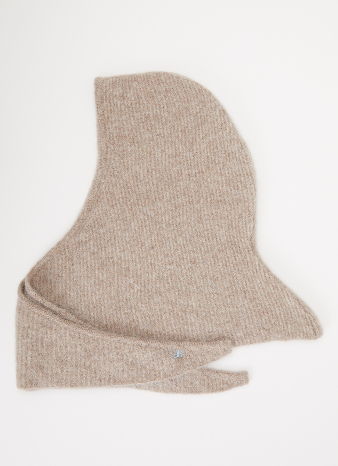 alchemist Sjaal met capuchon - voorkant 2 beige