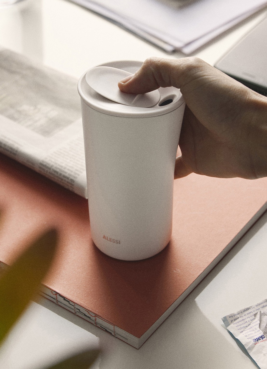 Alessi Buri thermosbeker 33 cl - voorkant 2 creme
