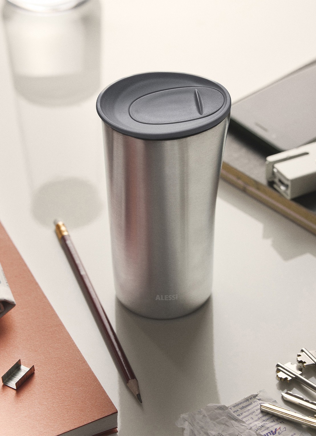 Alessi Buri thermosbeker 33 cl - voorkant 2 antraciet