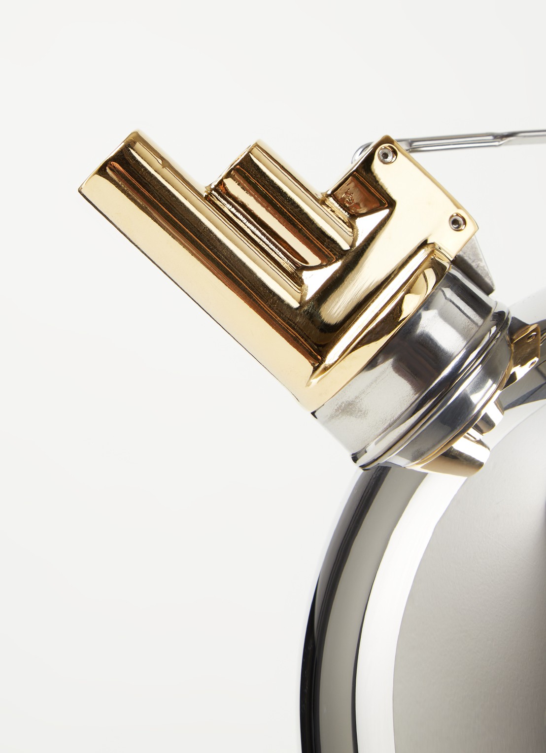 Alessi Fluitketel 2 liter - detail 3 zilver