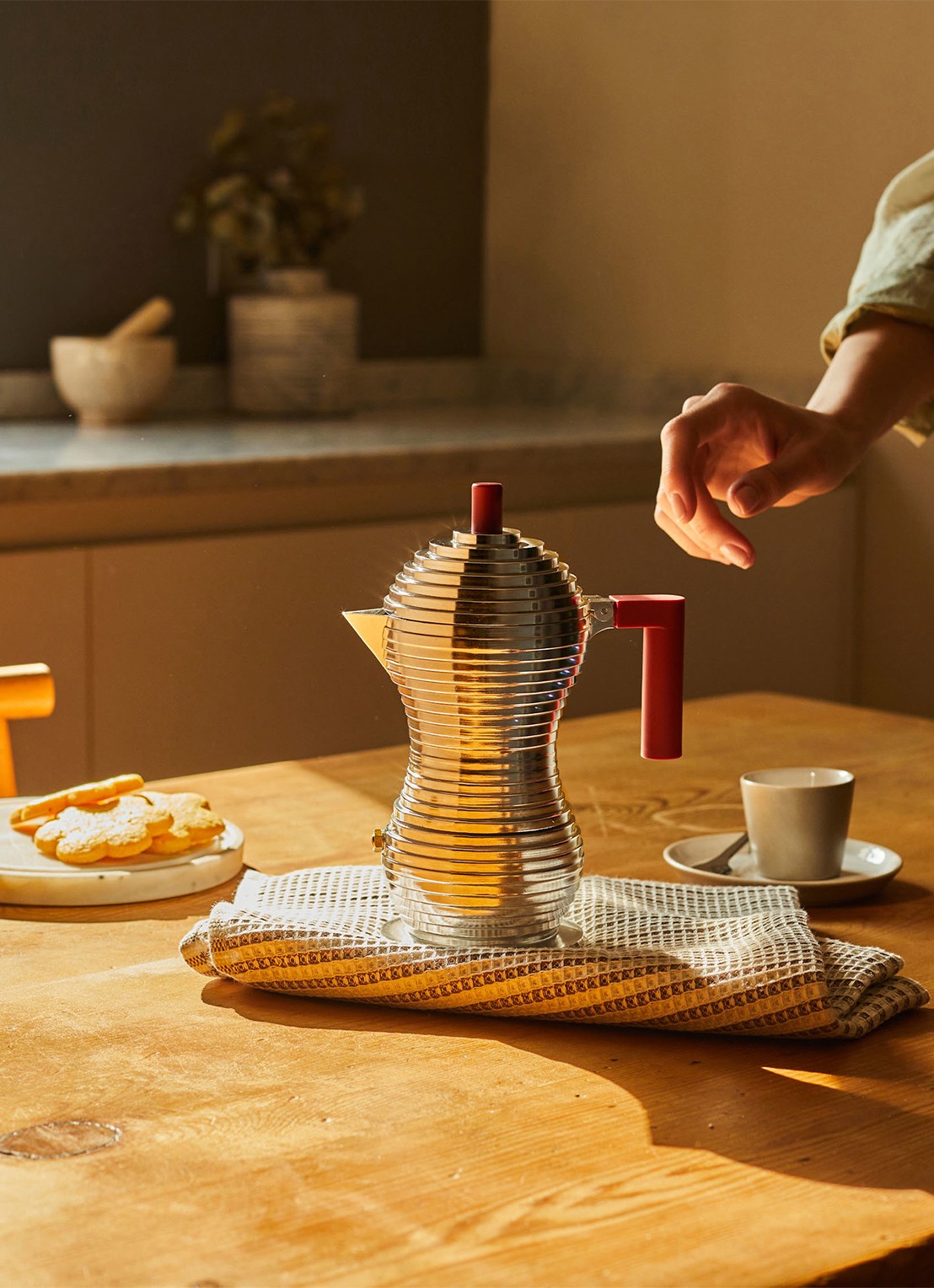 Alessi Pulcina Percolator 3-kops - achterkant 3 rood